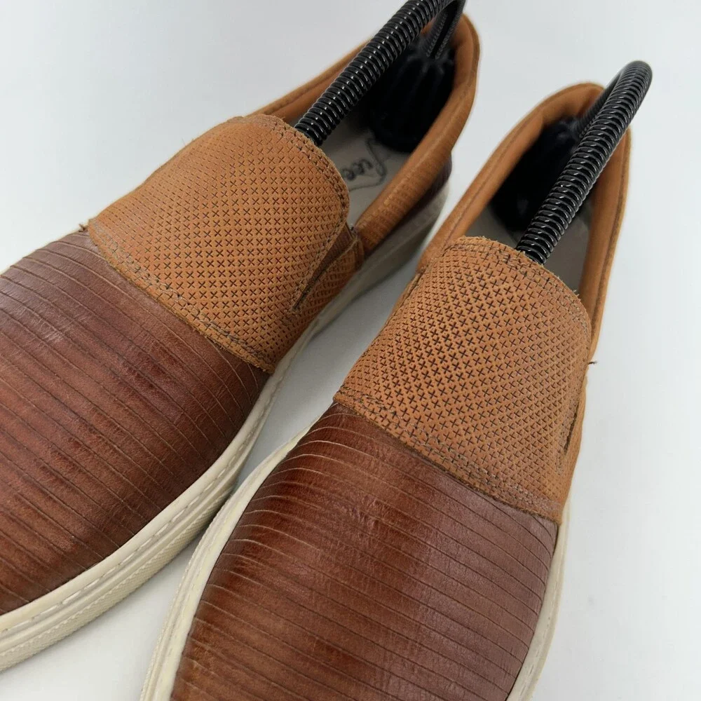 Free People Shoes Womens Size 10 EU 41 Textured Leather Slip On Comfort Sneaker